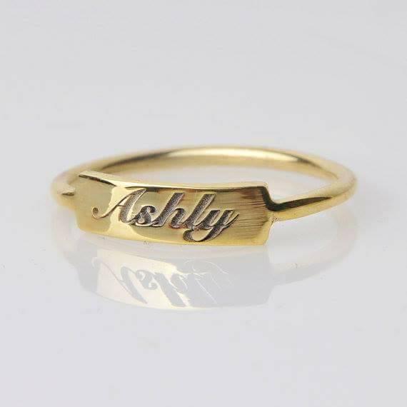 write name on silver ring
